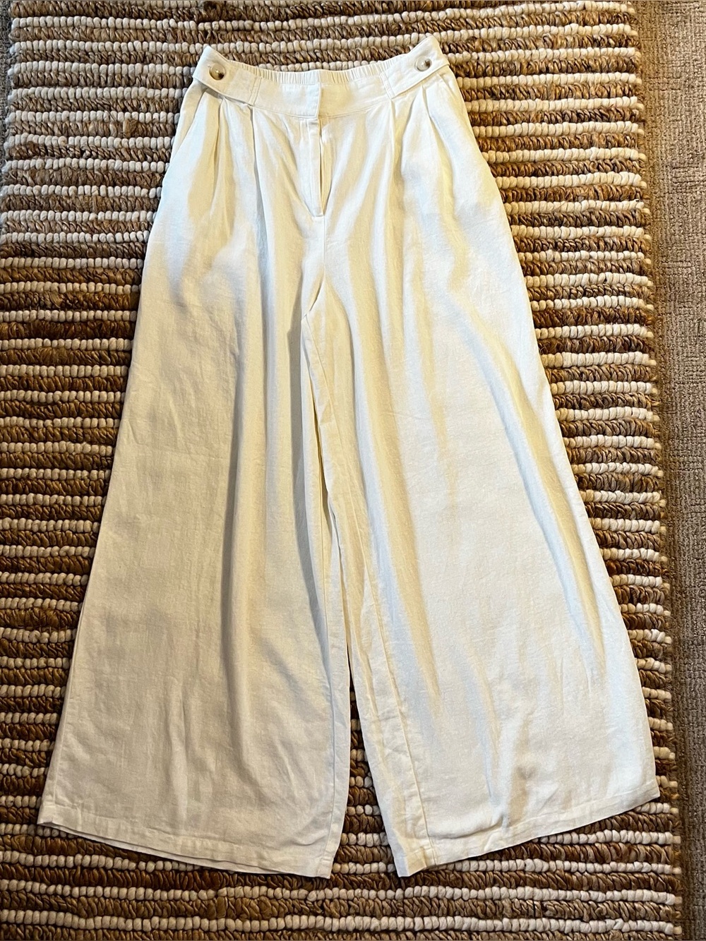 NWT House of Harlow Wide Leg High-Waist White Linen Blend Pants